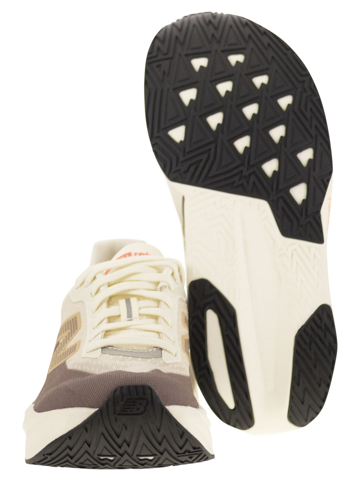 Designer Brand ニューバランス燃料電池Rebel V4スニーカー - Image 6