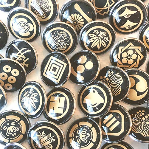 Family Crest Lapel Pin, 0.8 inches (20 mm), Pin Badge, Family Crest Pin, Glass steel stainless-steel,