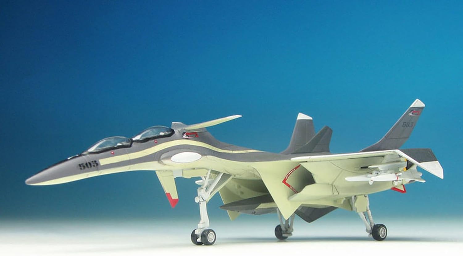 PLATZ SSY-11 Fighting Fairy Yukikaze FER-31 MR/D Super Silf Snow Wind with Mini Magnetic Sheet, 1/144 Scale Plastic Model