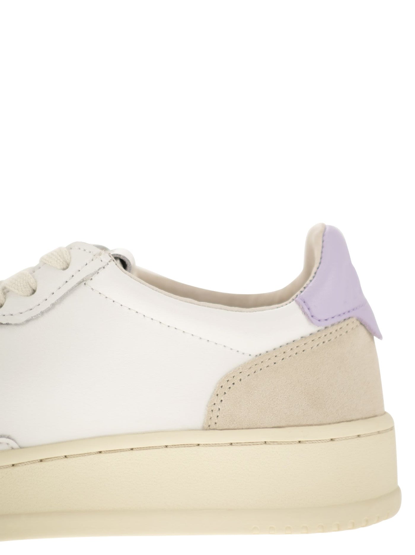 Autry Medalist Low Leather Sneakers - Image 7