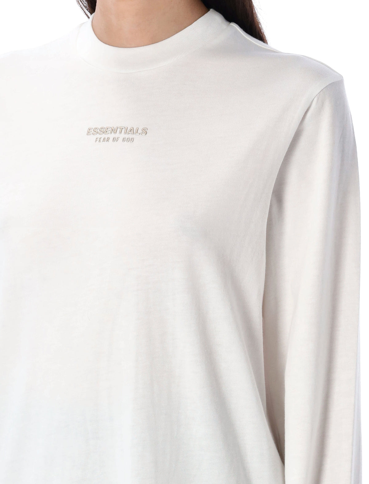 Fear of God(フィア・オブ・ゴッド)は、ラグジュアリーとストリートを融合させたアメリカ発ブランド。オーバーサイズのシルエットや上質な素材使いが魅力です。当店【YOUPLUS公式通販】の商品は、ヨーロッパからの買い付けとなり、ヨーロッパからの直送品です。