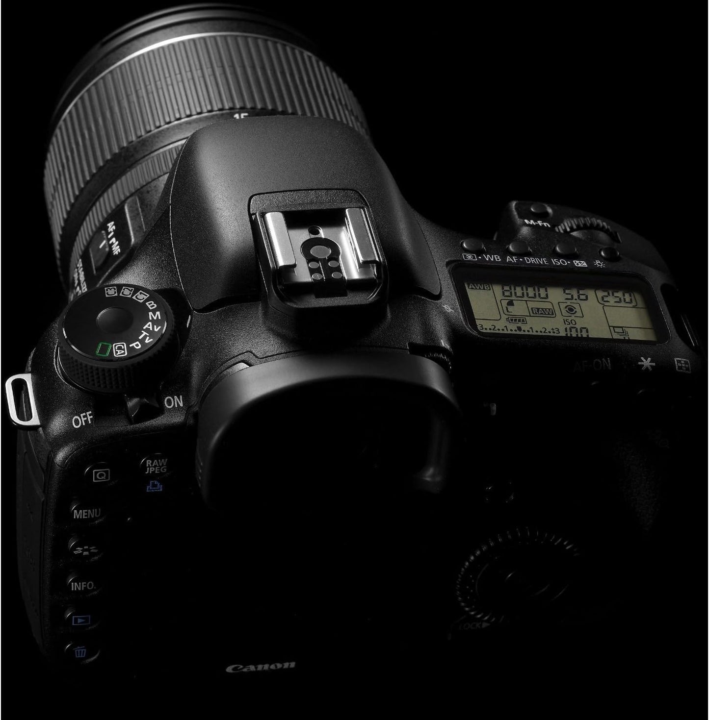 Canon Digital SLR Camera EOS 7D
