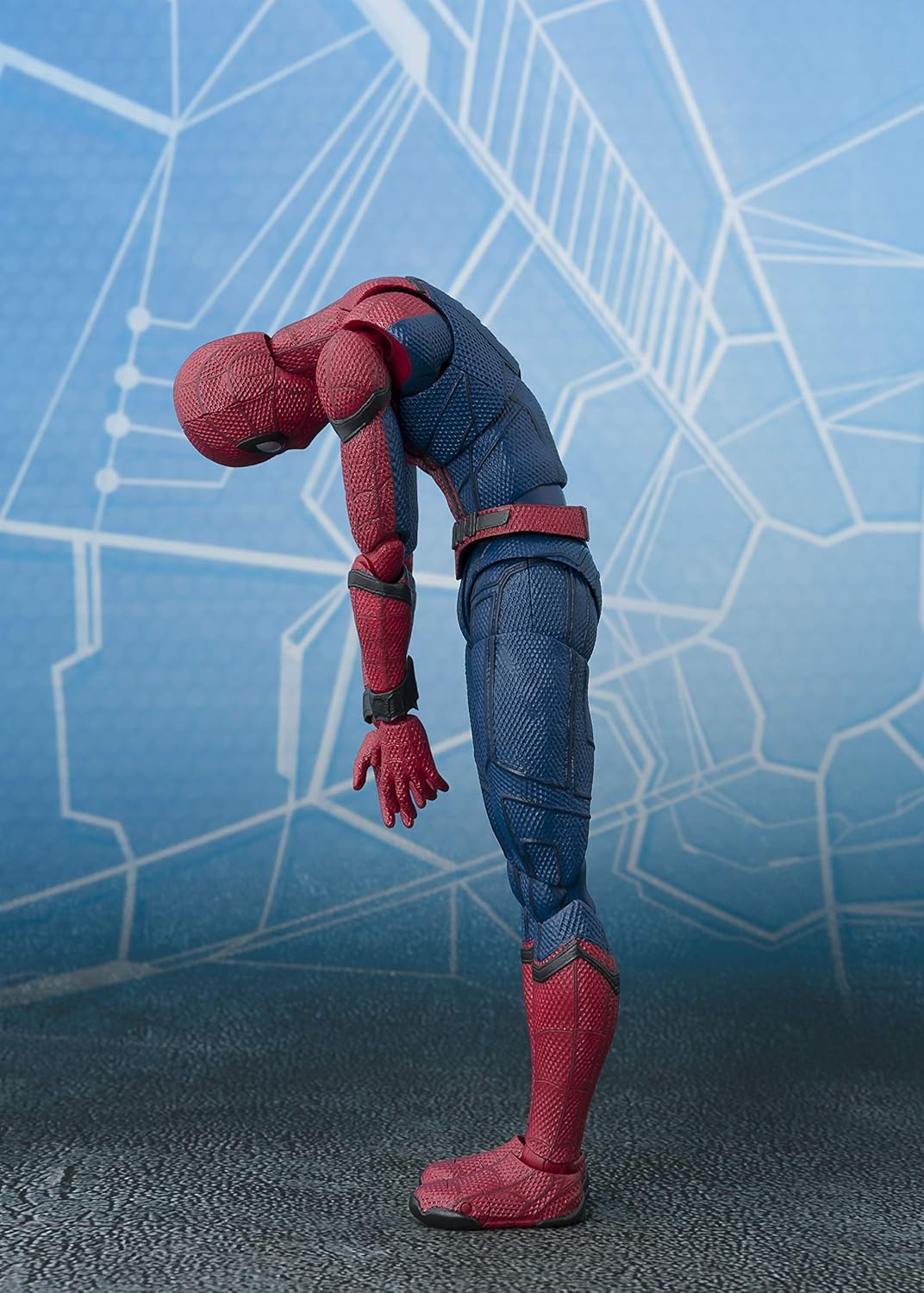 S.H. Figuarts Spider-Man (Spider-Man: Far From Home), ABS & PVC Pre-Painted Action Figure, Approx. 5.9 inches (150 mm)