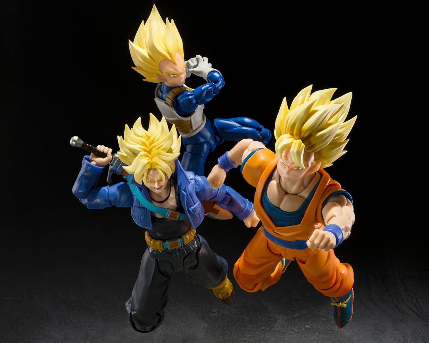 Tamashi Nations S.H. Figuarts Dragon Ball Z Super Saiyan Vegeta (Dangerous Pride), Approximately 5.3 inches (135 mm), PVC & ABS Pre-painted Action Figure