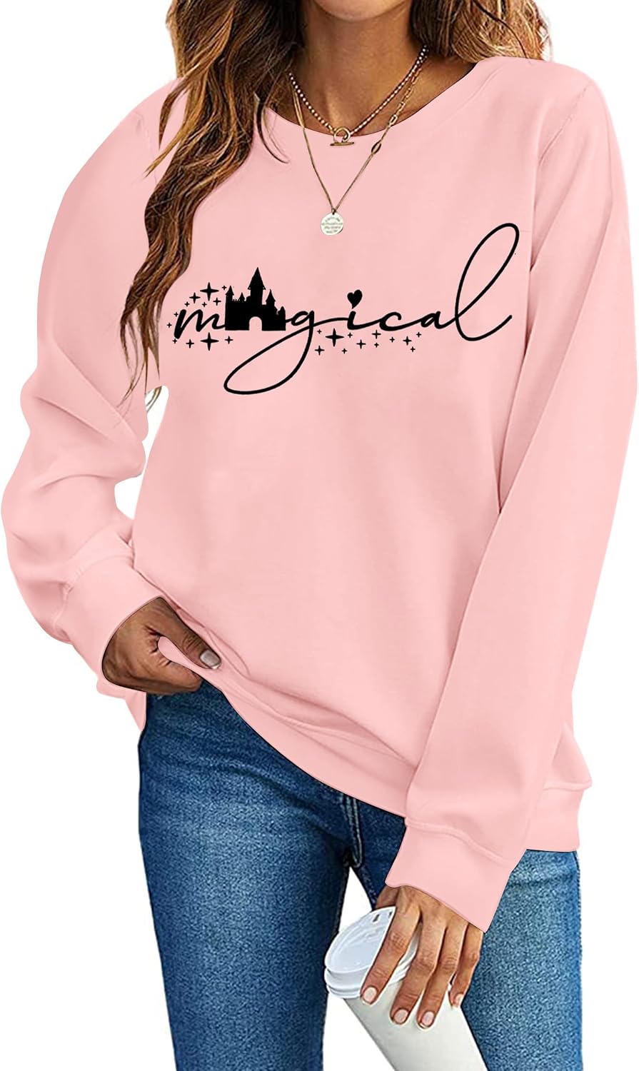 UNIQUENOE Magic Kingdom Sudaderas para mujer, camiseta mágica para vacaciones familiares, camiseta de manga larga con gráfico de castillo