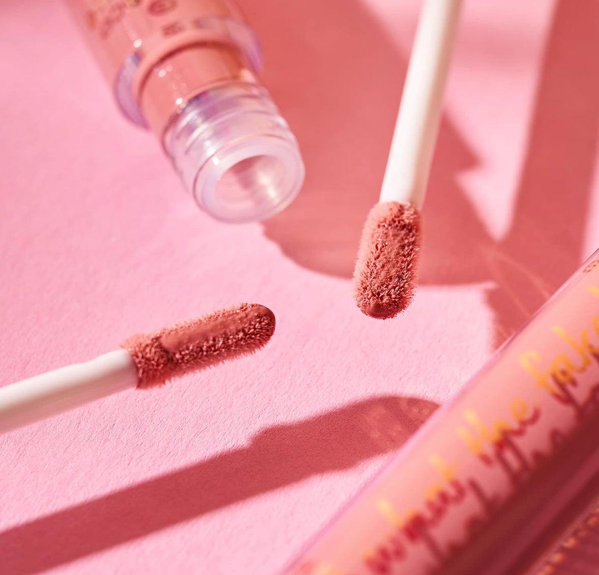 Essence | What the Fake! Plumping Lip Filler | Volumizing Lip Gloss Made With Hyaluronic Acid and Vitamin E | Vegan & Cruelty Free | Free From Gluten, Parabens & Fragrance (02 | Oh My Nude!)