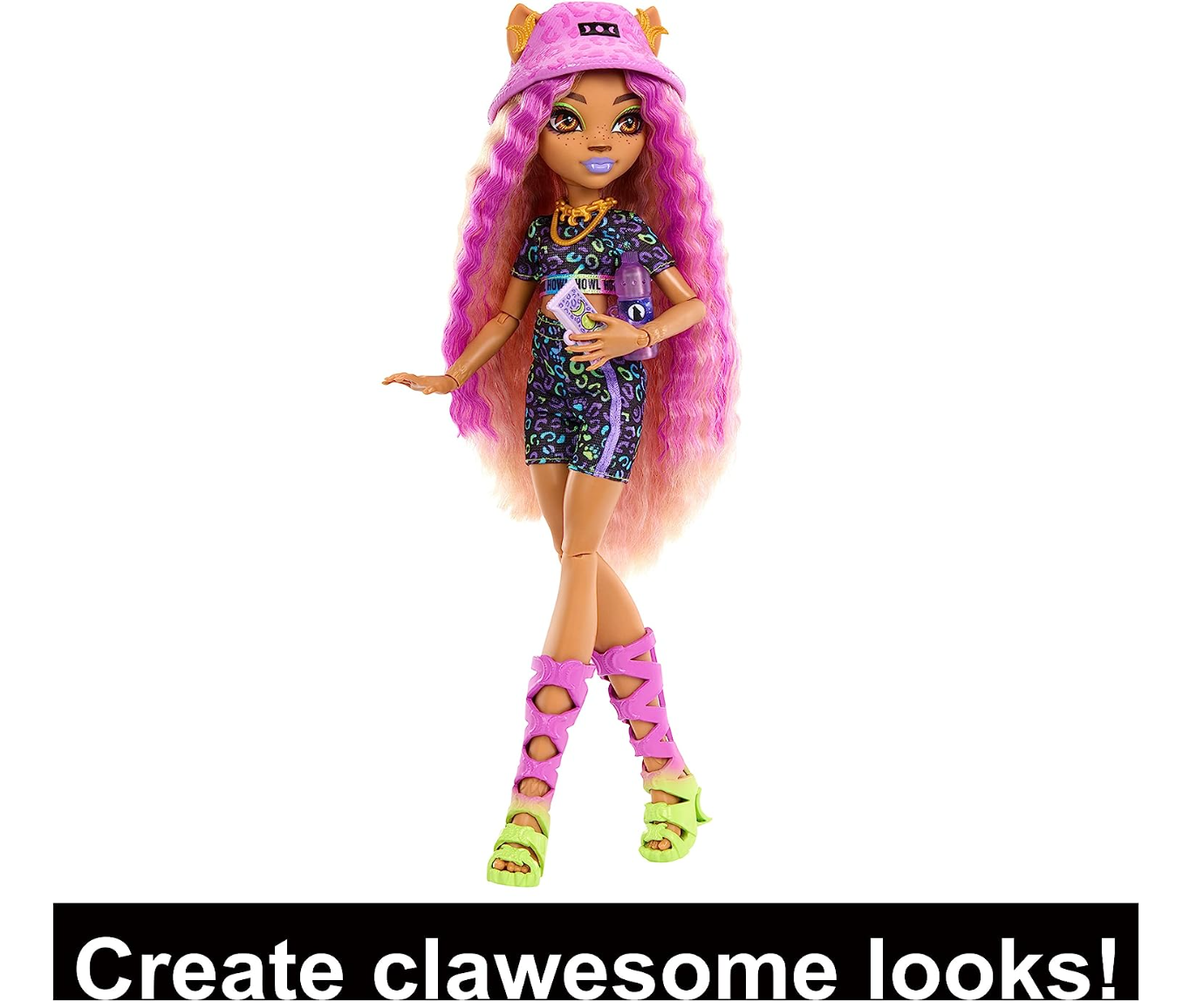 Monster High Doll and Fashion Set, Clawdeen Wolf with Dress-Up Locker and 19+ Surprises, Skulltimate Secrets
