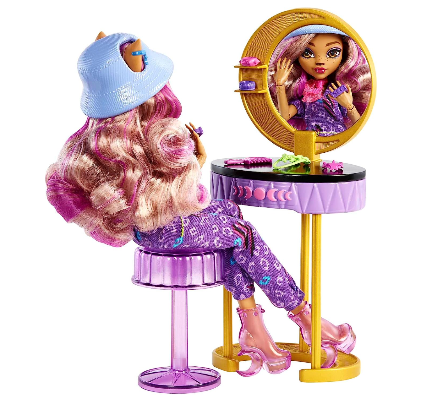 Monster High Doll and Playset, Clawdeen Wolf Boo-Tique Studio with Fashion Accessories, 20+ Pieces for Mix-And-Match Outfits