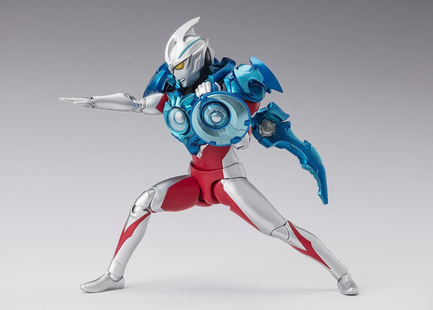 BANDAI SPIRITS S.H.Figuarts Ultraman Arc Luna Armor Painted PVC & ABS posable figure approx. 150mm