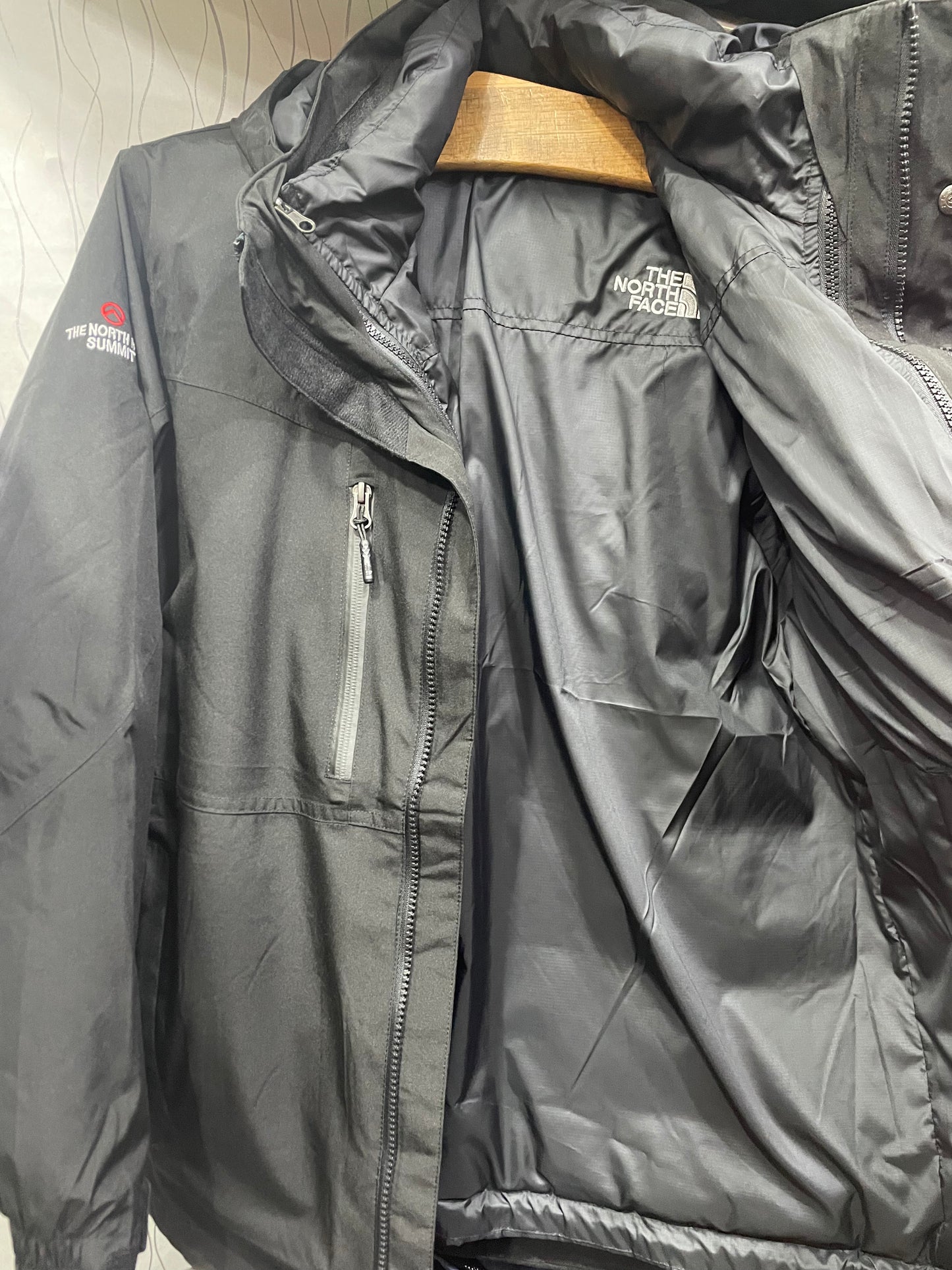 THE NORTH FACE Gore-Tex Mountain Parka Green