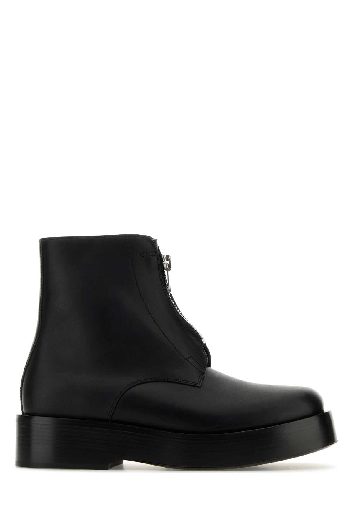 Bottega ボッテガベネタブラックレザートリノアンクルブーツ - Image 1