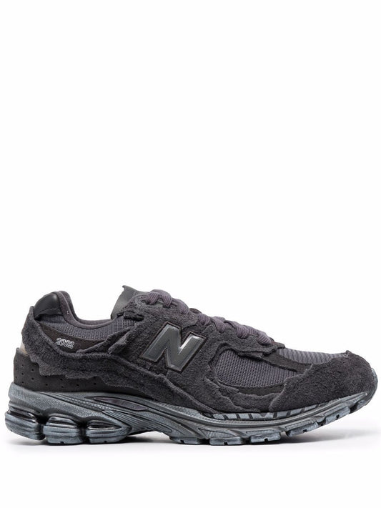 Designer Brand ニューバランス2002 Rスニーカー - Image 1