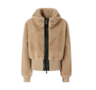 Pinko ピンコはベージュをコートします - Image 1