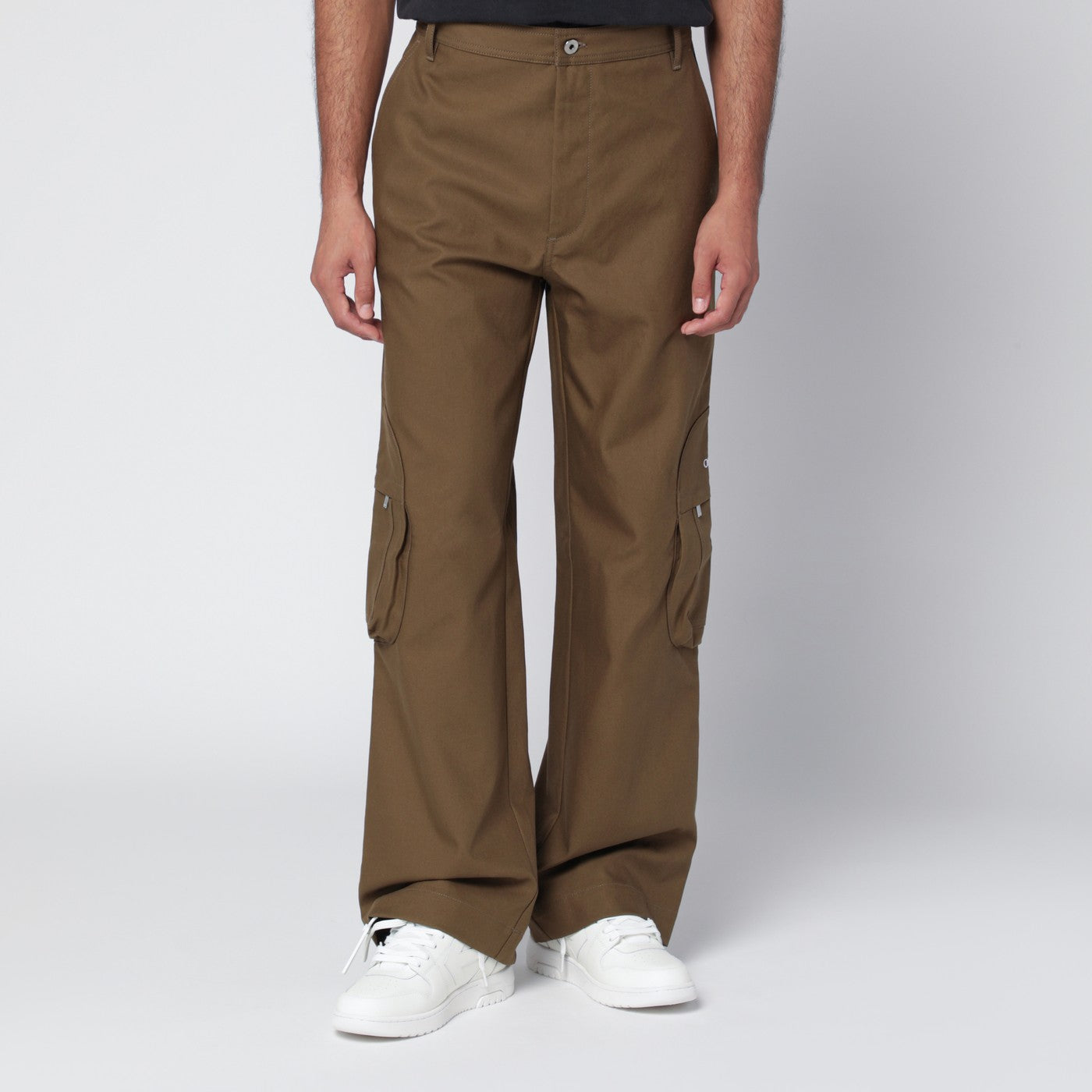 Off Off White™ ロゴ入りブラウン カーゴ パンツ - Image 1