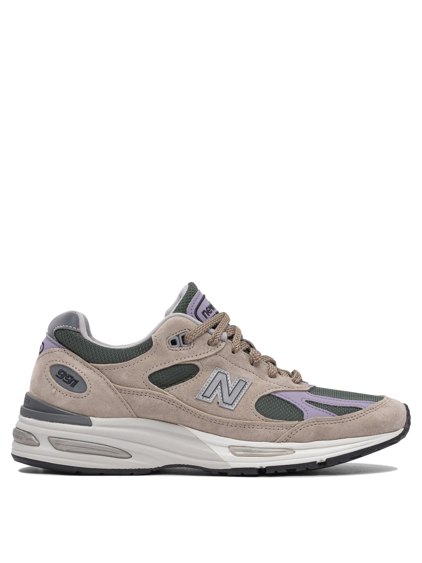 Designer Brand ニューバランススニーカーとスリップオン - Image 1
