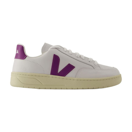 Veja V 12スニーカーveja革の白い宇宙 - Image 1