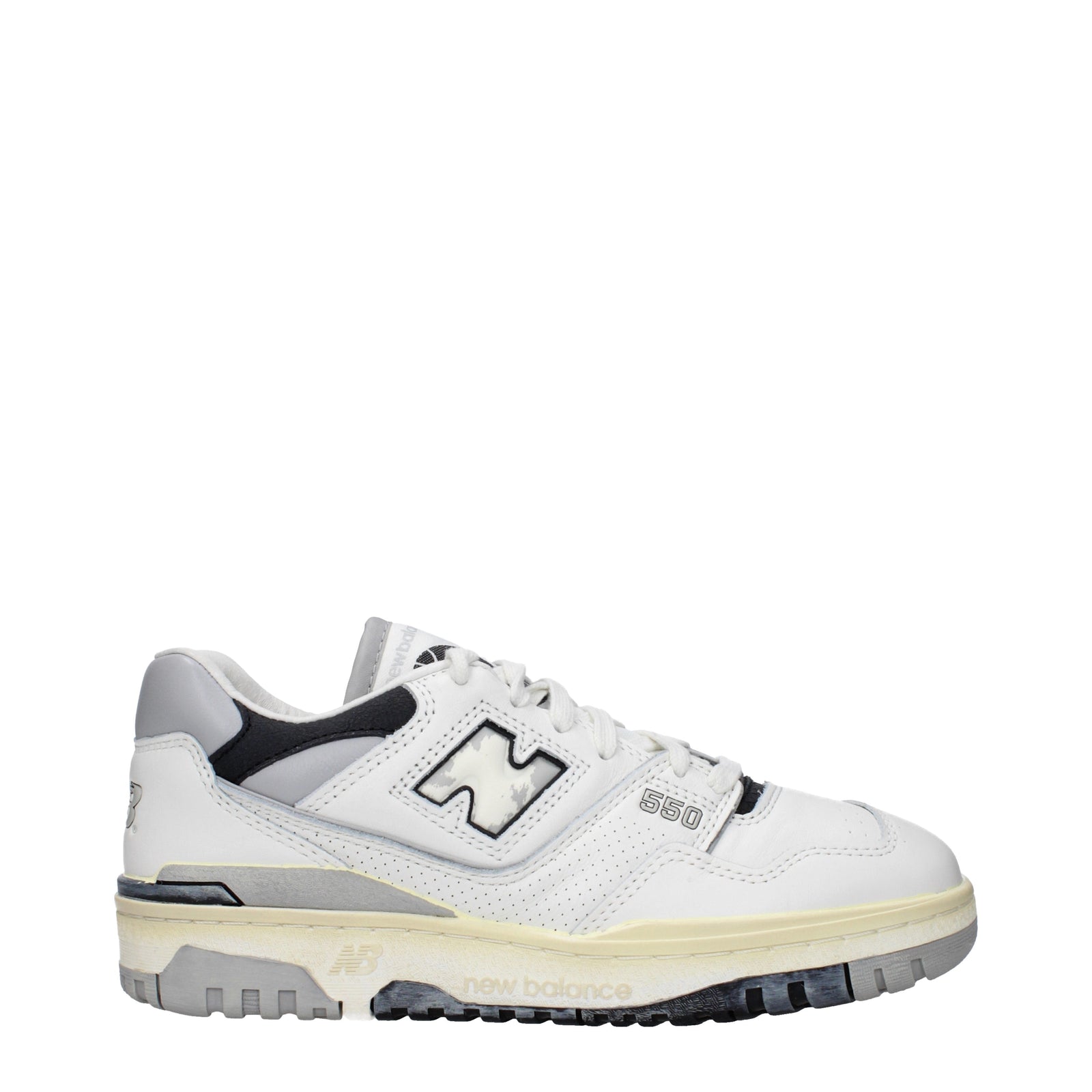 Designer Brand ニューバランススニーカー550メンズレザーホワイト/ライトグレー - Image 1