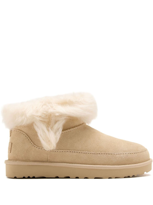 Ugg Ugg Australia クラシック ウルトラ ミニ シャレー ブーツ - Image 1