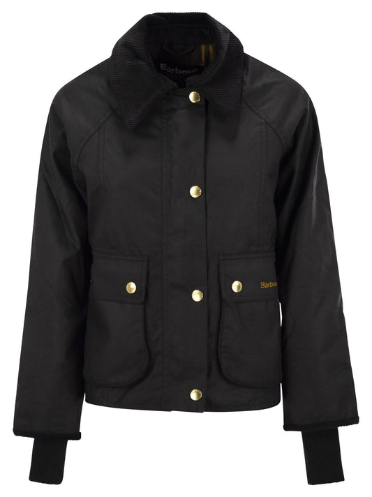 Barbour Barbour Beadnellは、作物をカットしたジャケットをワックスしました - Image 1