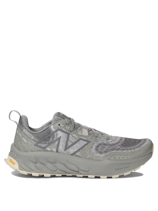 Designer Brand New Balance "フレッシュフォームx Hierro V8"スニーカー - Image 1
