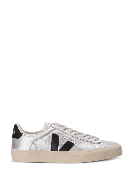 Veja Vejaスニーカー - Image 1
