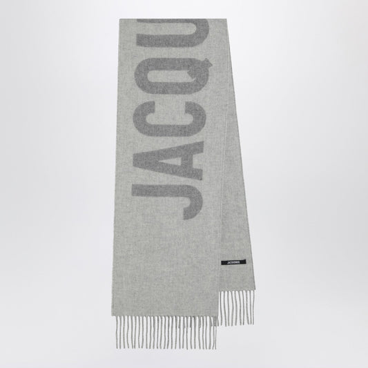 Jacquemus ロゴ付きのジャックエマスグレーウールスカーフ - Image 1