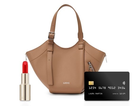LOEWE Hammock Flip bag - Image 11