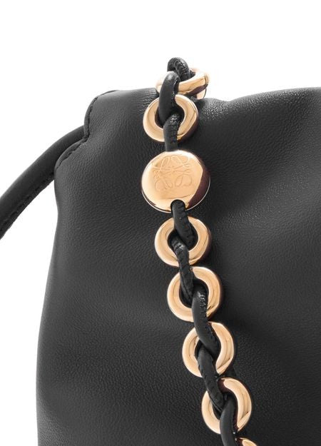LOEWE ソフトナッパラムレザーのラージフラメンコパース - Image 14