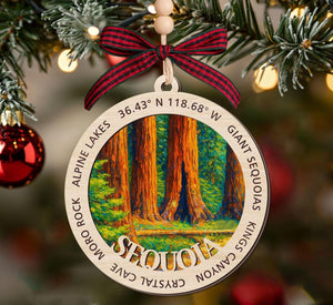Sequoia - Adorno de madera del Parque Nacional – 2 capas de recuerdo de Navidad – Recuerdo de viaje de Parques de Estados Unidos – Regalo para excursionistas – Decoración de madera de 2 x 4