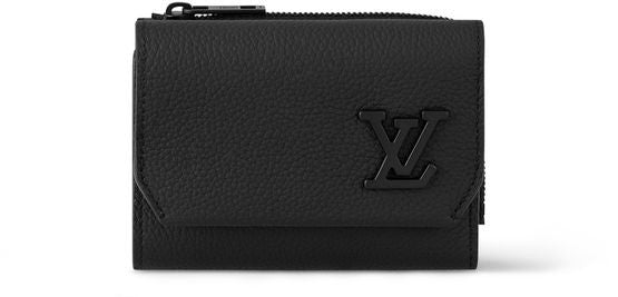 LOUIS VUITTON Pilot Wallet - Image 1