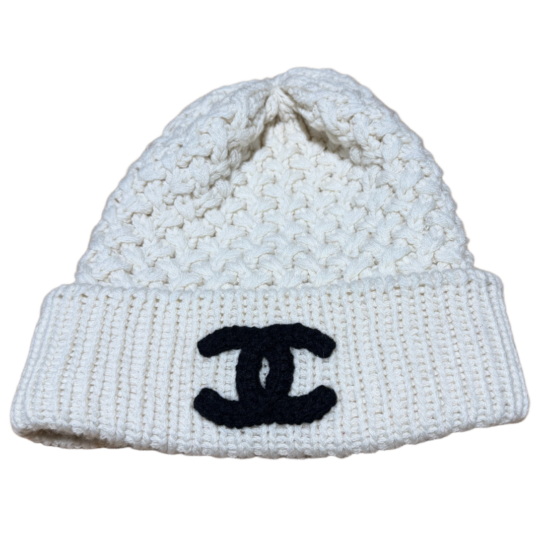 CHANEL 'CREAM' WOVEN KNIT CC BEANIE