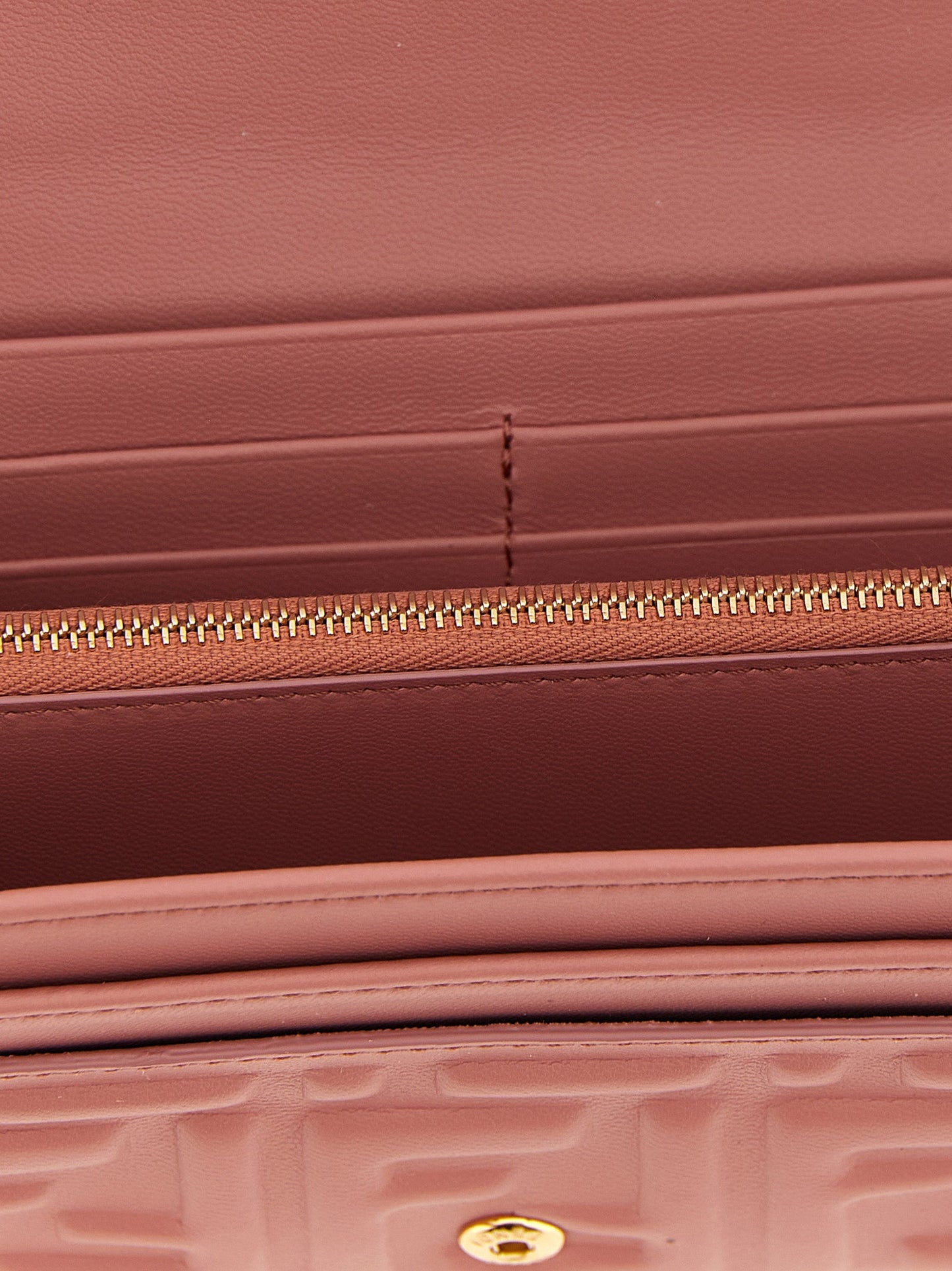 Fendi チェーン上のフェンディ「コンチネンタルバゲット」ウォレット - Image 1