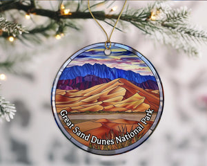 Great Sand Dunes National Park Ornament, adorno de aspecto de vitral, adorno de Navidad de parques nacionales, adorno de recuerdo, recuerdos de viaje, adorno de Navidad, regalo de cerámica impreso en