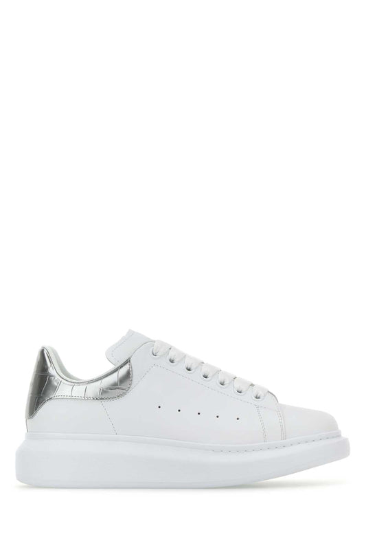 Alexander Mcqueen アレクサンダーマックイーンホワイトレザースニーカーとシルバーレザーヒール - Image 1