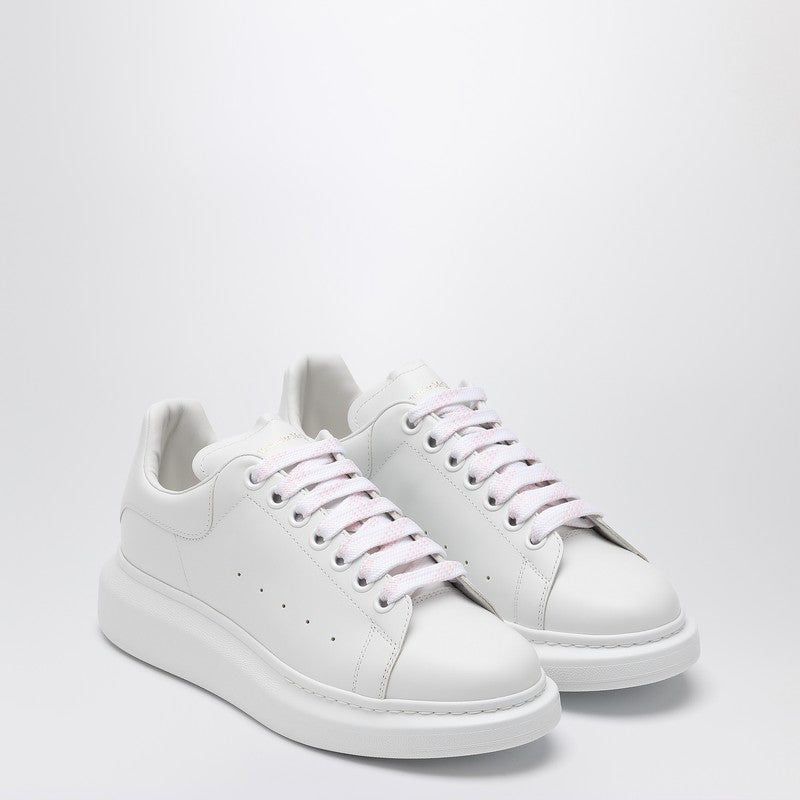 Alexander McQueen アレクサンダーMCクイーンホワイト特大スニーカー - Image 1