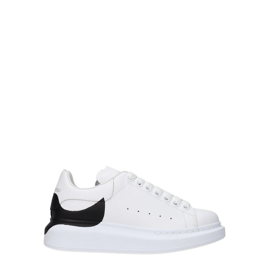 Alexander McQueen アレクサンダーマックイーンスニーカー特大女性レザーホワイト/ブラック - Image 1