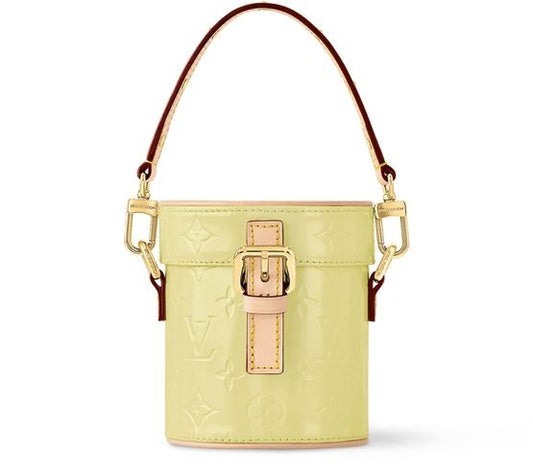 LOUIS VUITTON Astor bag - Image 1