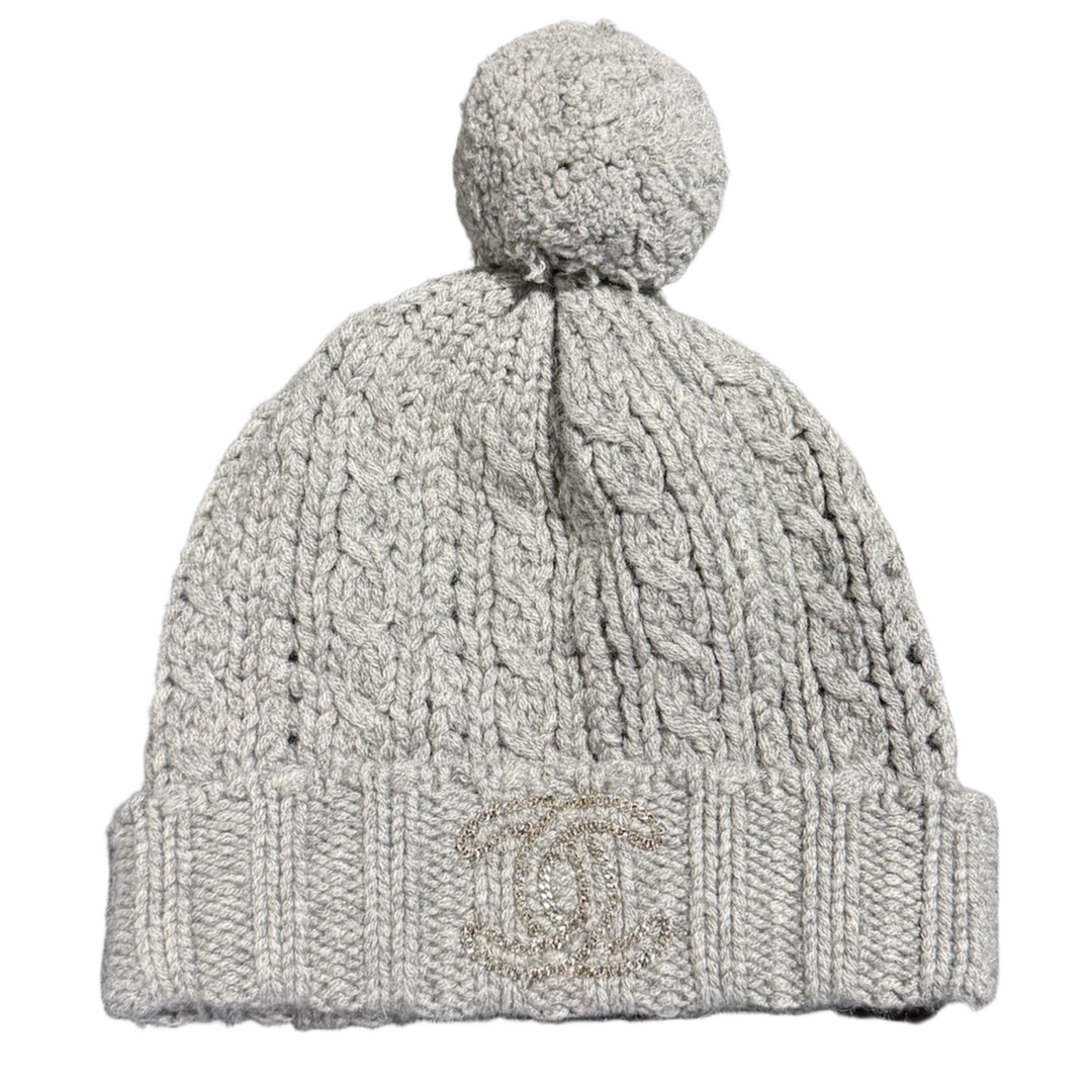 CHANEL 'CASHMERE CC SILVER' BEANIE