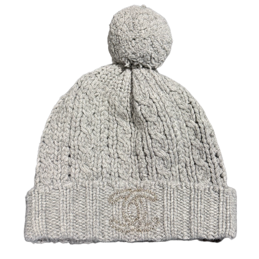 CHANEL 'CASHMERE CC SILVER' BEANIE