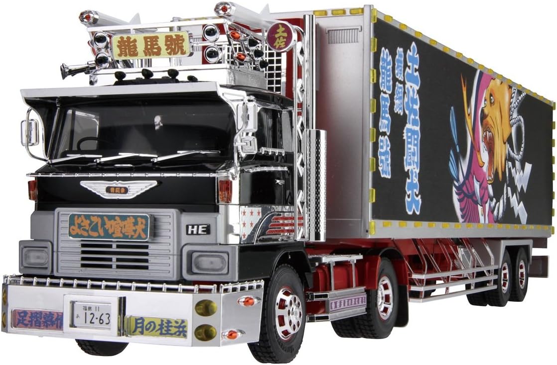 青島文化教材社 1/32 バリューデコトラ エクストラシリーズ No.6 椎名急送 龍馬号 竜次仕様 プラモデル