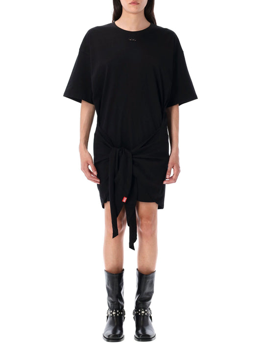 Diesel ディーゼルは黒いドレスを着ています - Image 1
