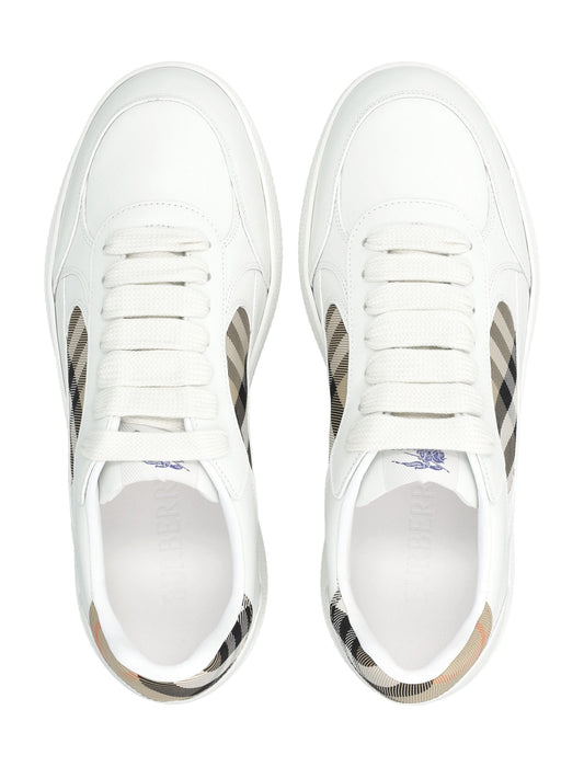 Burberry バーバリースニーカー - Image 1