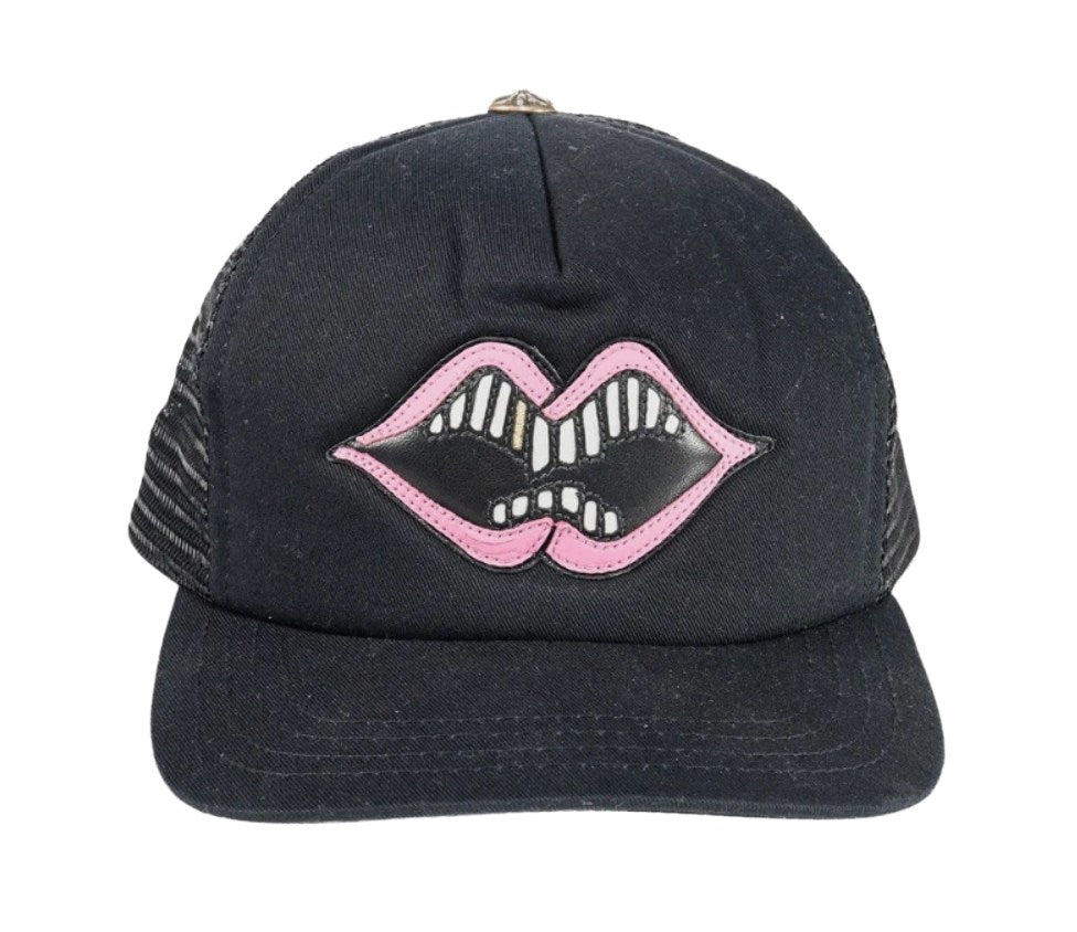 CHROME HEARTS MATTY BOY 'PINK LIP' TRUCKER HAT