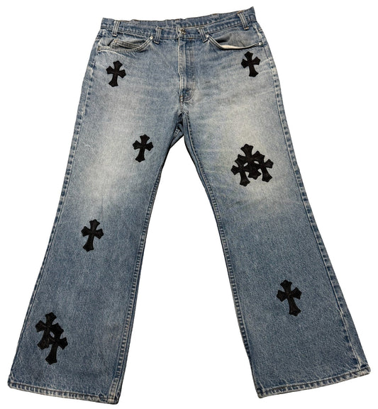 CHROME HEARTS '20 PATCH' LIGHT WASH LEVI'S 517 JEANS