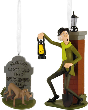 Hallmark Adornos de Navidad, Disney The Haunted Mansion Caretaker y adornos para perros, juego de 2, regalos para fanáticos de Disney