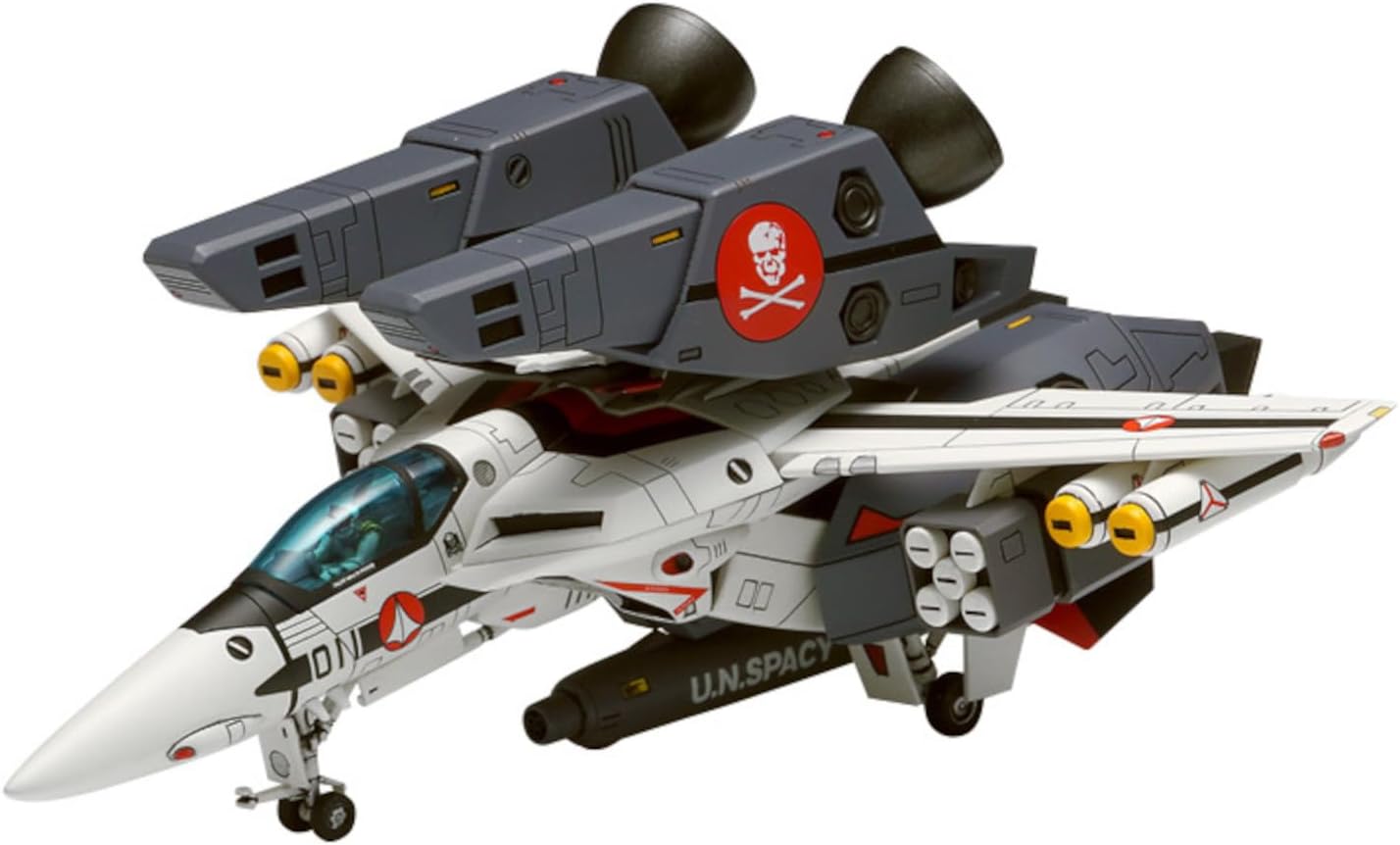 Wave MC-067 Macross VF-1S/A Super Valkyrie Fighter 1/100 Scale, Total Length Approx. 6.7 inches (17 cm), Plastic Model