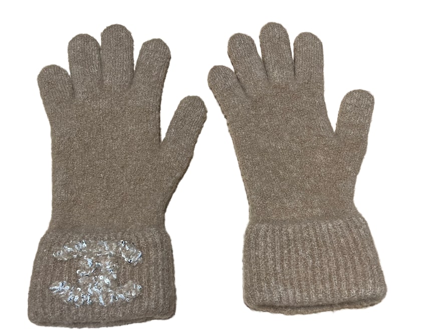 CHANEL 'BEIGE' CASHMERE SEQUIN GLOVES