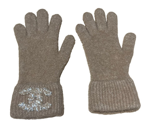 CHANEL 'BEIGE' CASHMERE SEQUIN GLOVES