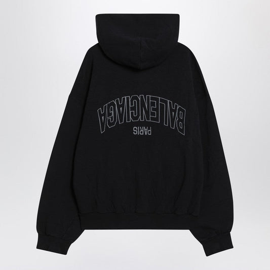 Balenciagaは、黒い反転したUniレギュラーフィットジップフーディーを洗った - Image 1
