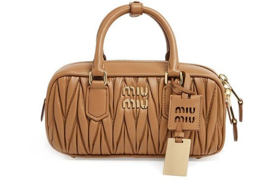 MIU MIU Arcadie キルティング ナッパレザー バッグ - Image 1